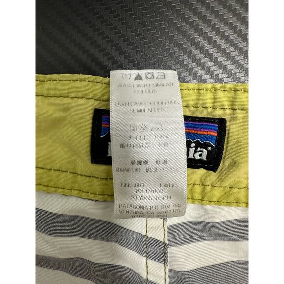 Patagonia Men's Board Shorts Nylon Striped Yellow Green Size 38 - Picture 3 of 9